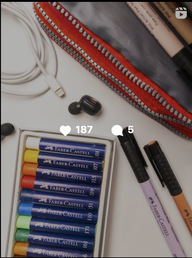 Correios logo on a building